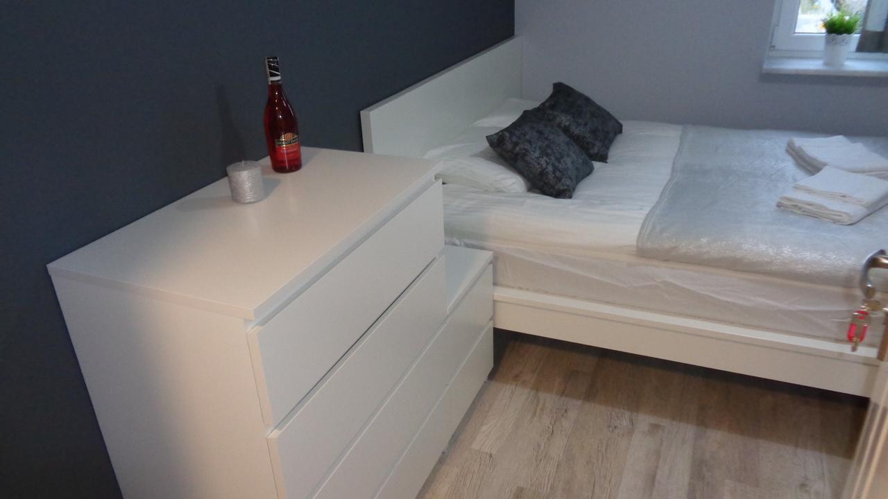 Pokoje Zachodnia 2F Apartment Białystok Exterior foto