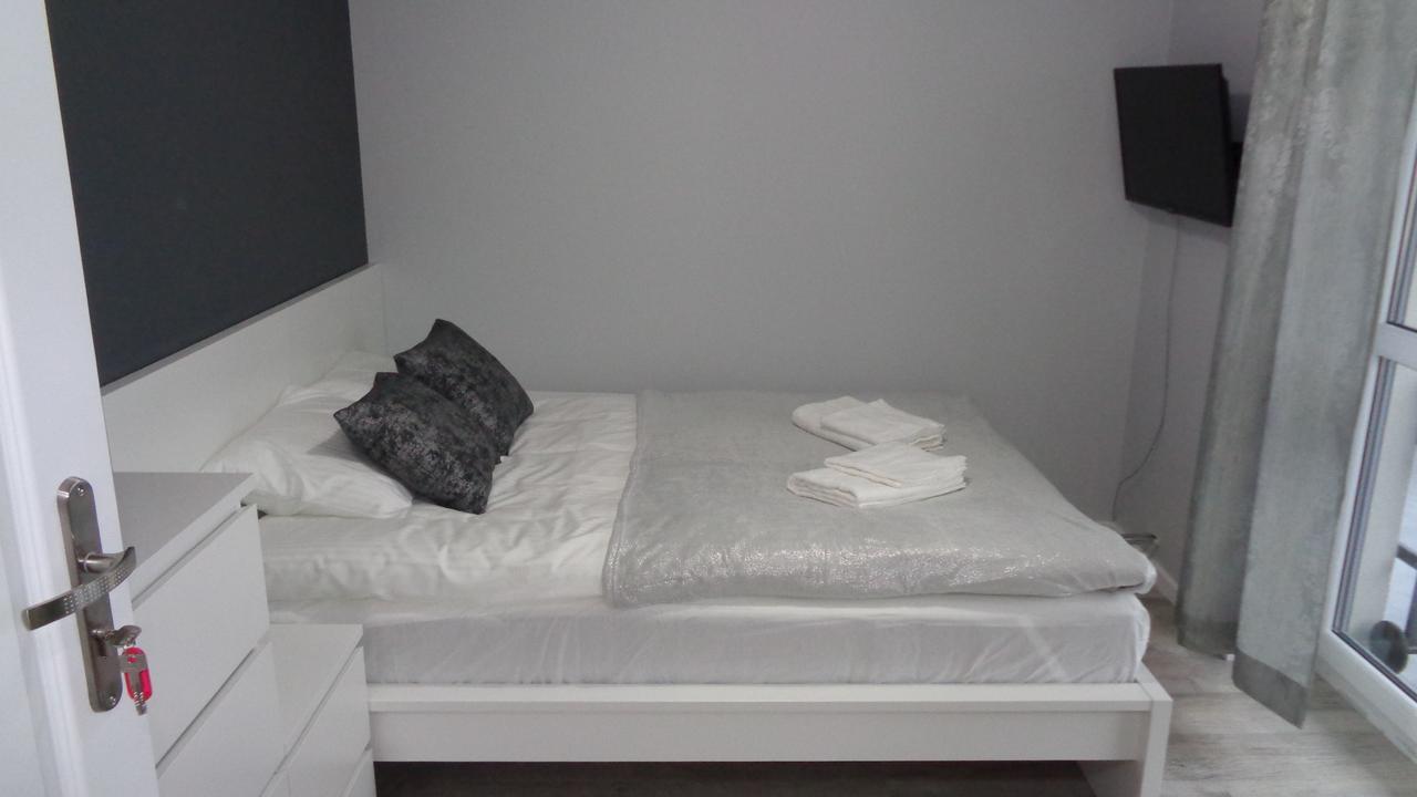 Pokoje Zachodnia 2F Apartment Białystok Exterior foto